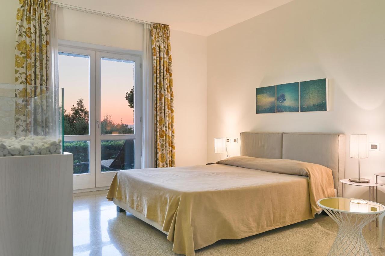 Hotel Borgo La Pietraia Paestum Esterno foto