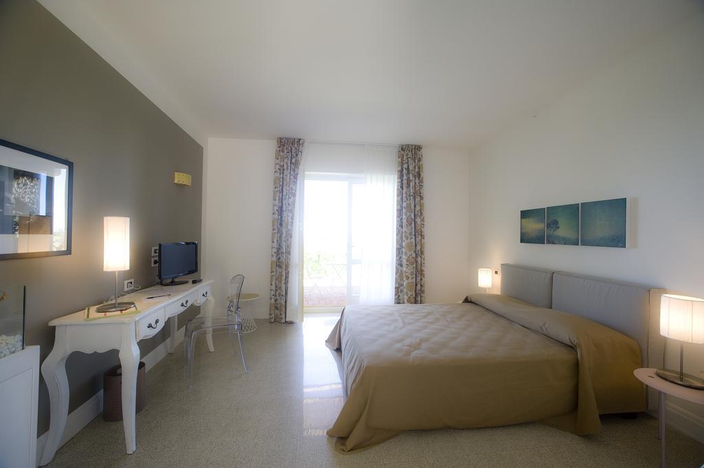 Hotel Borgo La Pietraia Paestum Esterno foto