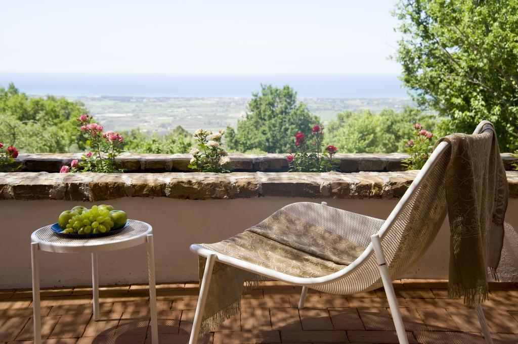 Hotel Borgo La Pietraia Paestum Esterno foto