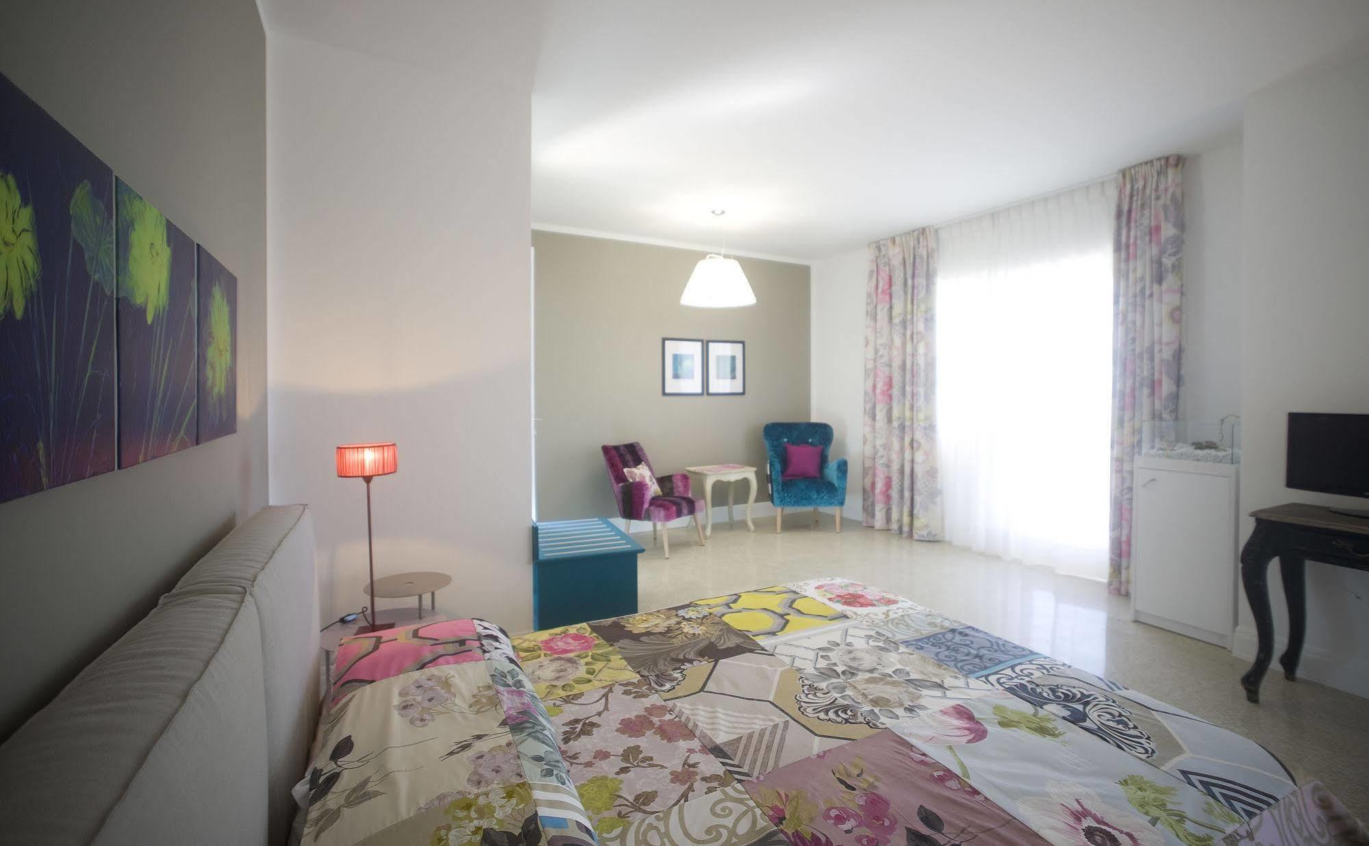 Hotel Borgo La Pietraia Paestum Esterno foto